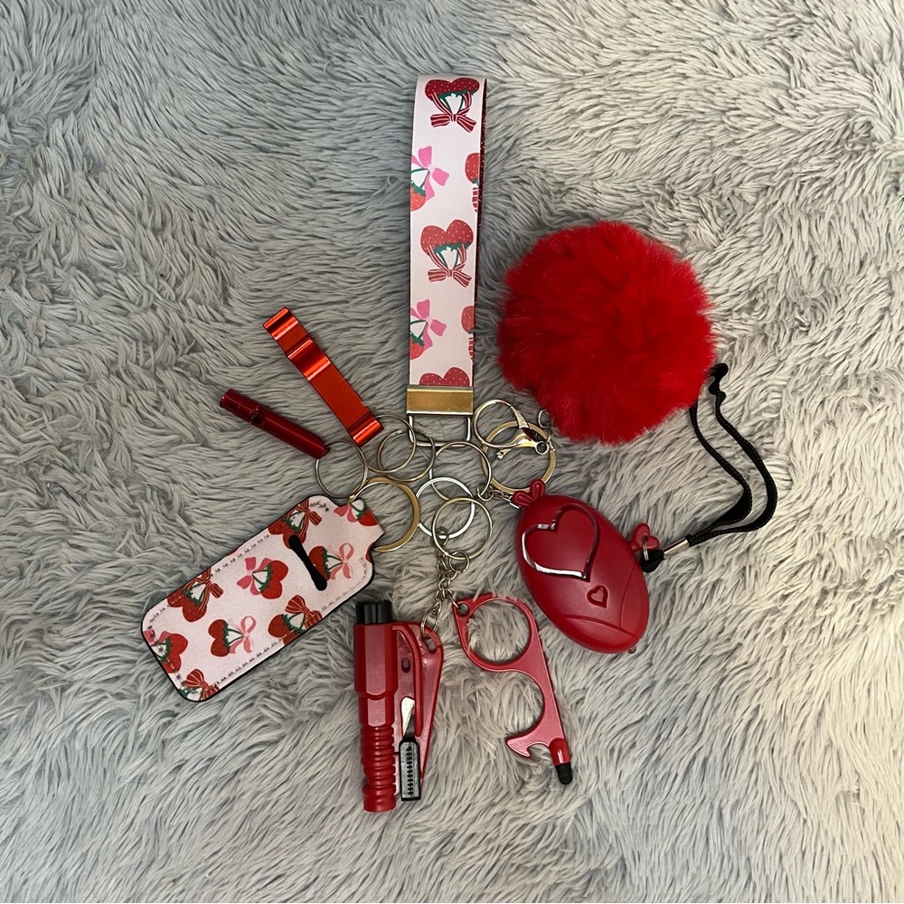 8pcs Strawberry Bow Safety Keychain Set